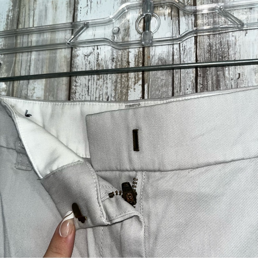 J.Crew Gray Chino Shorts Women’s Size 4 5” Inseam Classic Casual Summer - Picture 4 of 6